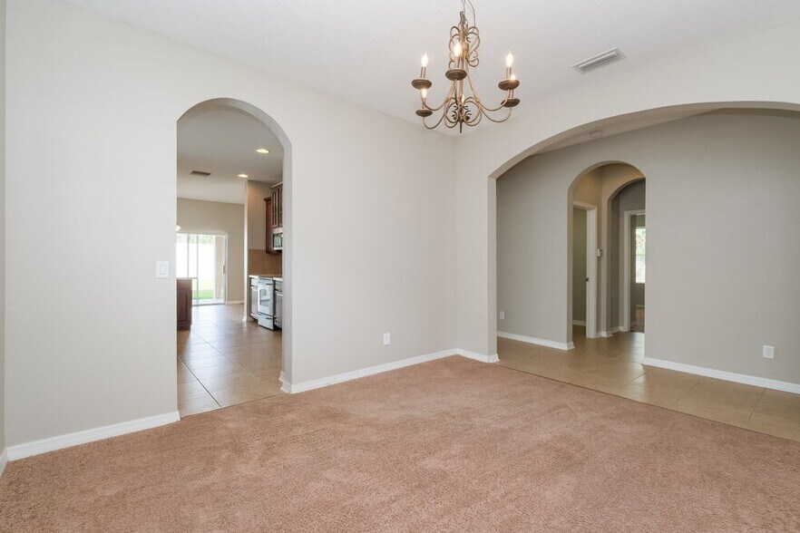 Building Photo - 10644 Shady Preserve Dr