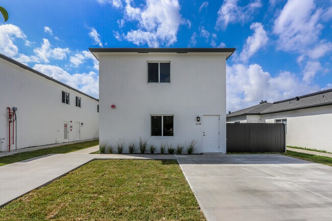 Primary Photo - 11258 SW 187th St