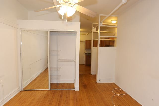 Building Photo - 734 W Cornelia Ave