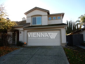 Building Photo - House for Rent in Natomas!