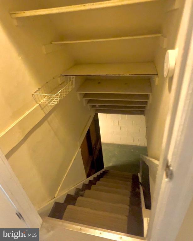 Building Photo - 1128 Howard Ave