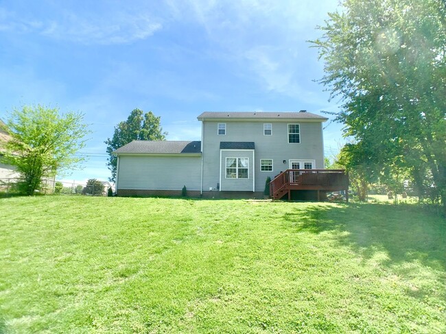 Building Photo - 873 Gordon Pl