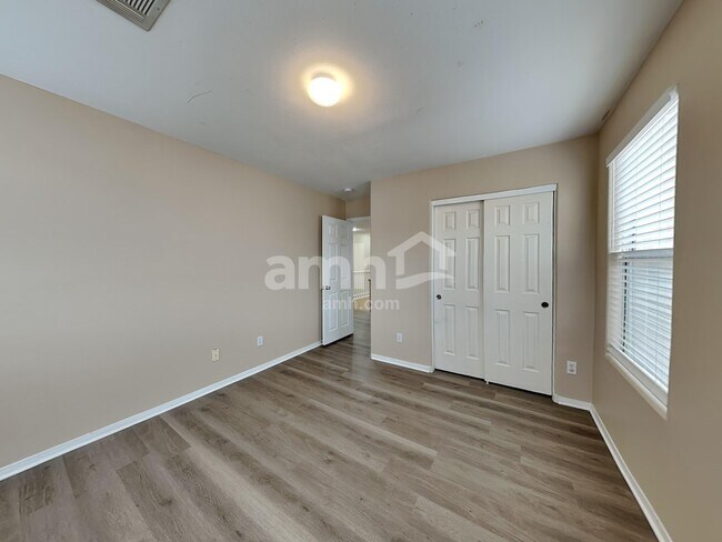 Building Photo - 8440 Walker Gardens Pl