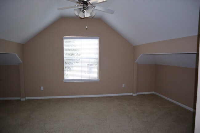 Building Photo - 71 La Costa Dr