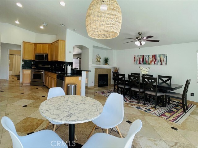 Building Photo - 85437 Avenida Maria