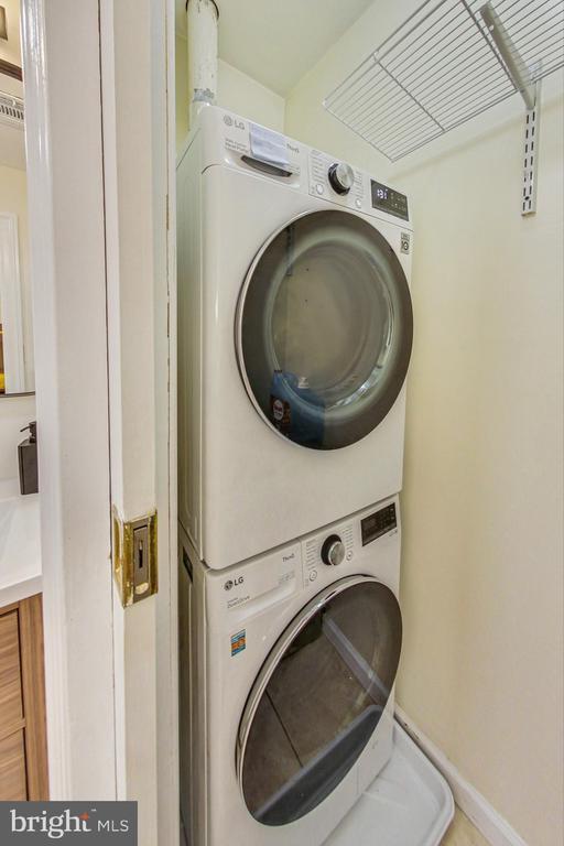 Building Photo - 4814 Hampden Ln