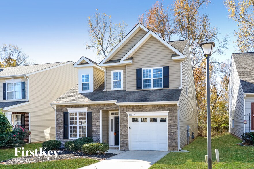 Building Photo - 16520 Kettlewell Ln