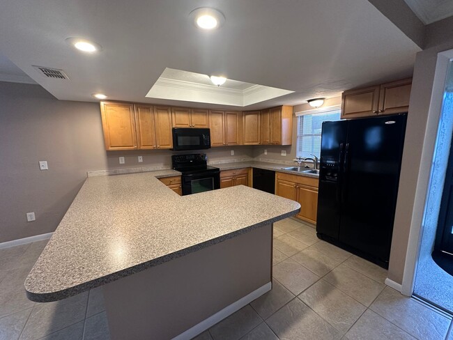 Primary Photo - 2 Bedrooms 2 Bathrooms Condo SE Cape Coral...