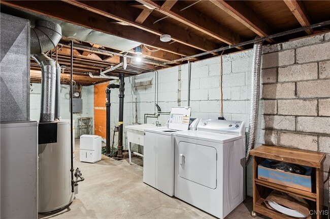 Building Photo - 4 1st St