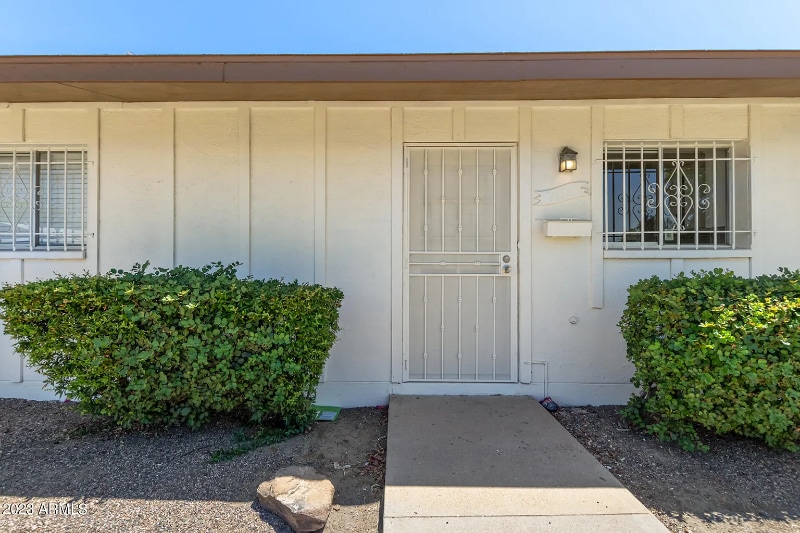 Building Photo - 7128 W Pierson St