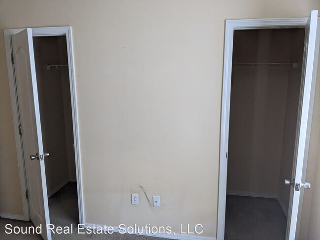 Building Photo - 2 br, 1.5 bath House - 1808 Shaylin Court