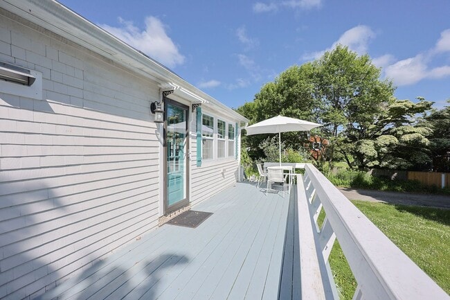 Building Photo - WINTER RENTAL:  Twin Lights
