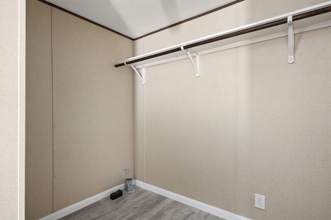 Building Photo - 4005 Colorado Ave