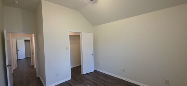 Building Photo - Beautifully Remodeled Home in Mansfield ISD – Corner Lot with Modern Upgrades!