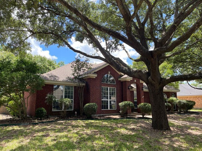 Building Photo - Available Now! No Pets! Beautiful 4 bed/2....
