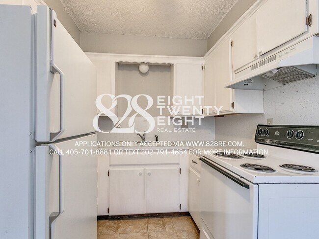 Building Photo - AVAILABLE NOW! 2 BD/1 BATH RENTAL IN NOBLE!