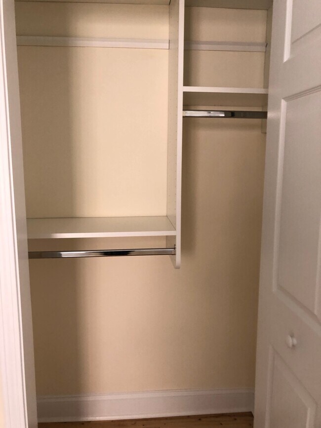 Building Photo - 86 St Paul St