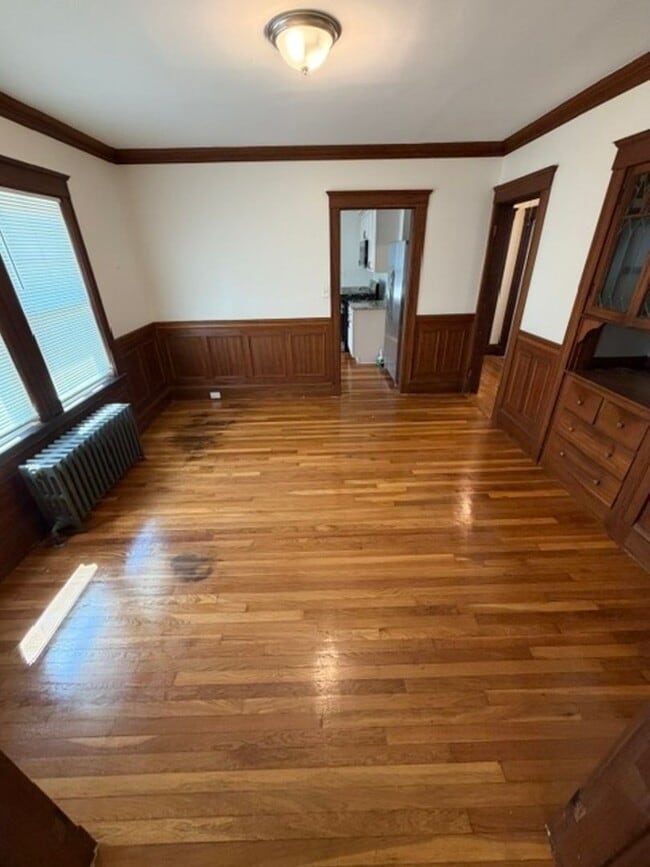 Building Photo - 3bed in Dorchester is now available