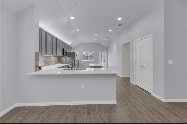 Building Photo - 9944 Comely Bnd