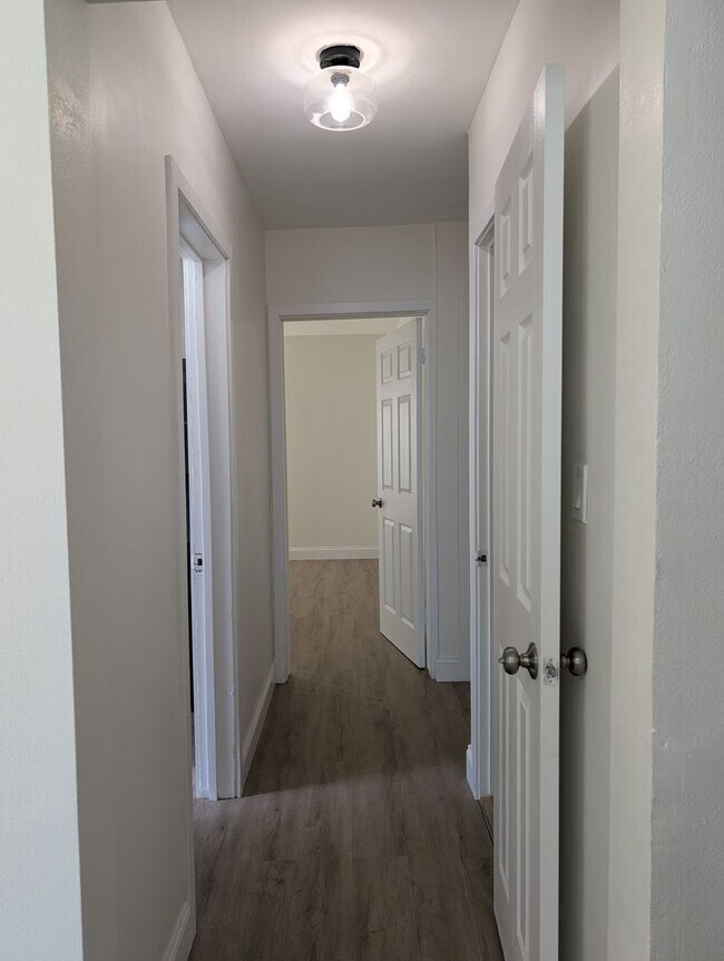 Building Photo - 1417-1419 Milton Ave.