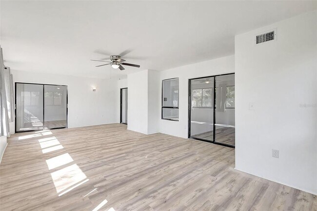 Building Photo - 107 Parkside Colony Dr
