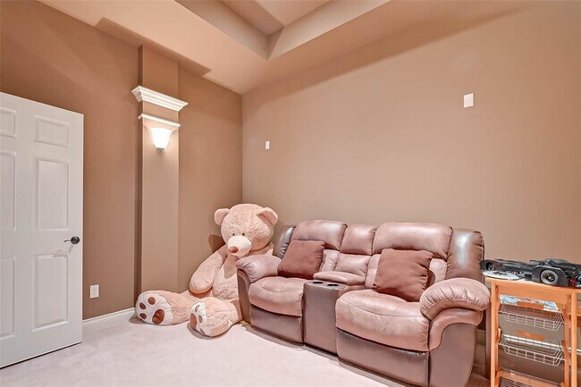 Building Photo - 5422 Linden Rose Ln