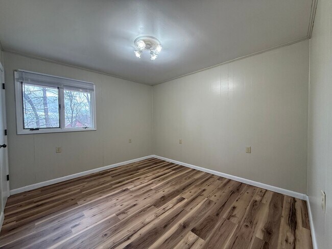 Building Photo - 3 Bedroom 2 Bathroom Home located in Greene County, TN