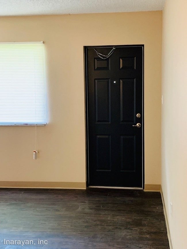 Building Photo - 541 S Cottage Hill Rd