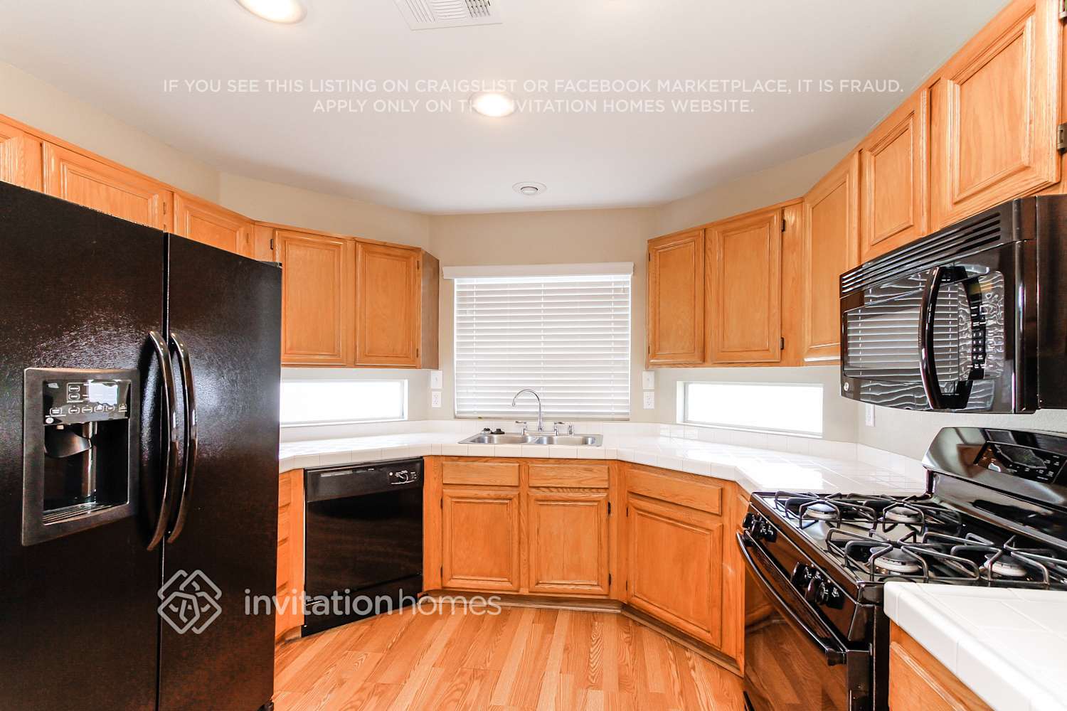 Building Photo - 512 Calypso Dr