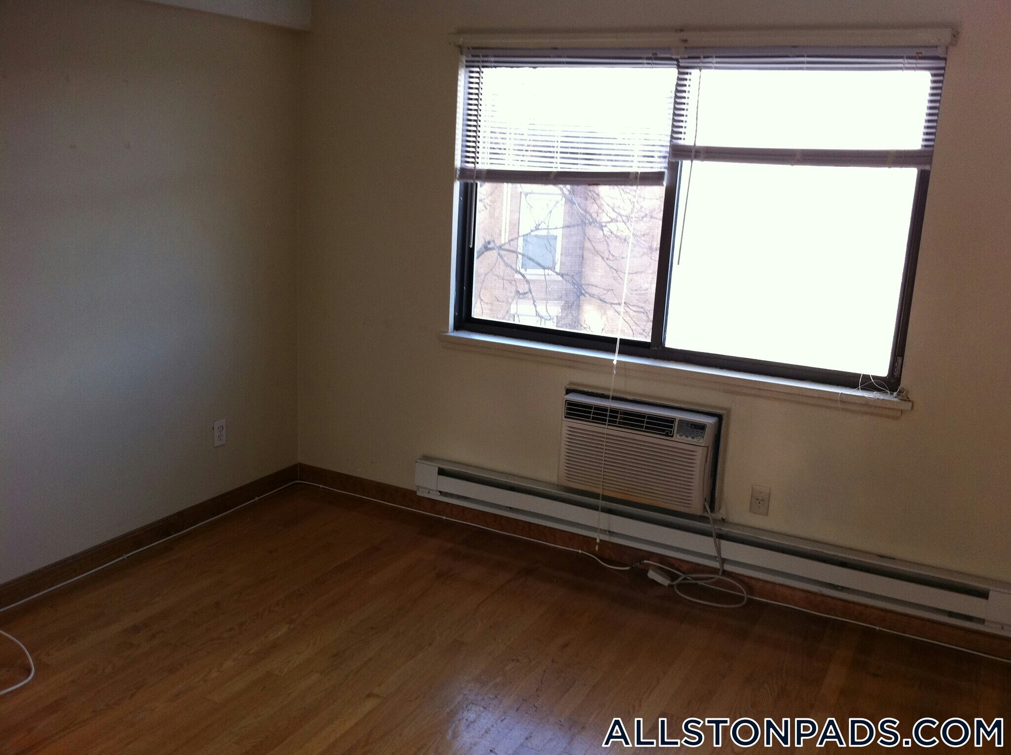 Building Photo - 1110 Commonwealth Ave