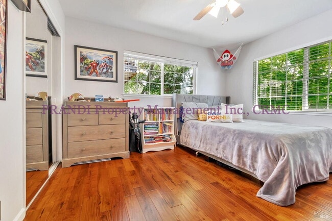 Building Photo - San Rafael View Home with Modern Upgrades!