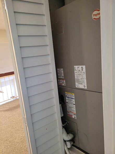 Building Photo - 149 Northshore Cir