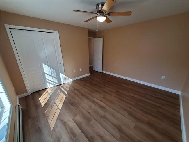 Building Photo - 35 Mapleville Main