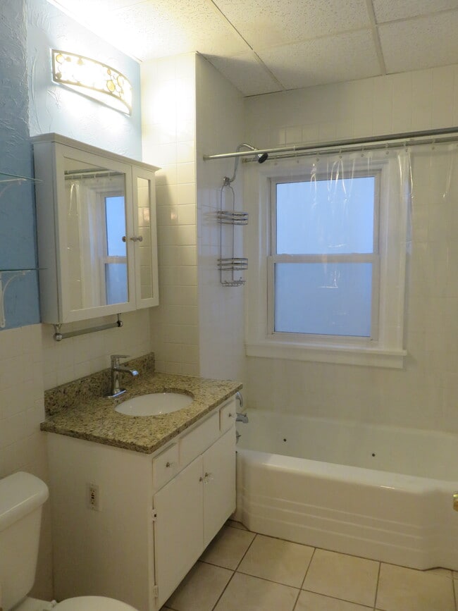 9323 Clifton Blvd 9323 Clifton Blvd Cleveland OH 44102 Apartment Finder