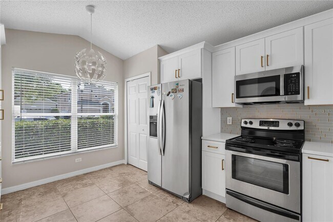 Building Photo - 5556 Florence Harbor Dr