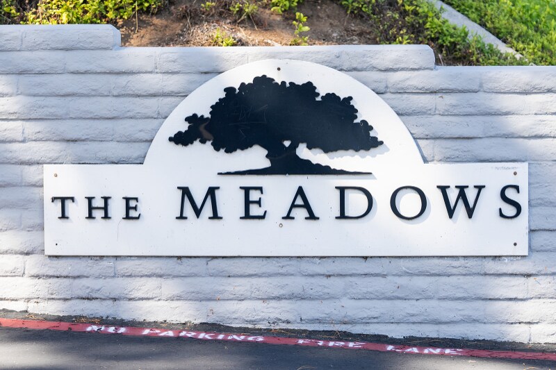 Building Photo - 1135 Meadow Lake Dr