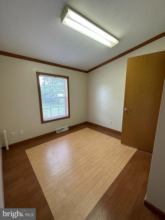 Building Photo - 3073 Table Rock Rd