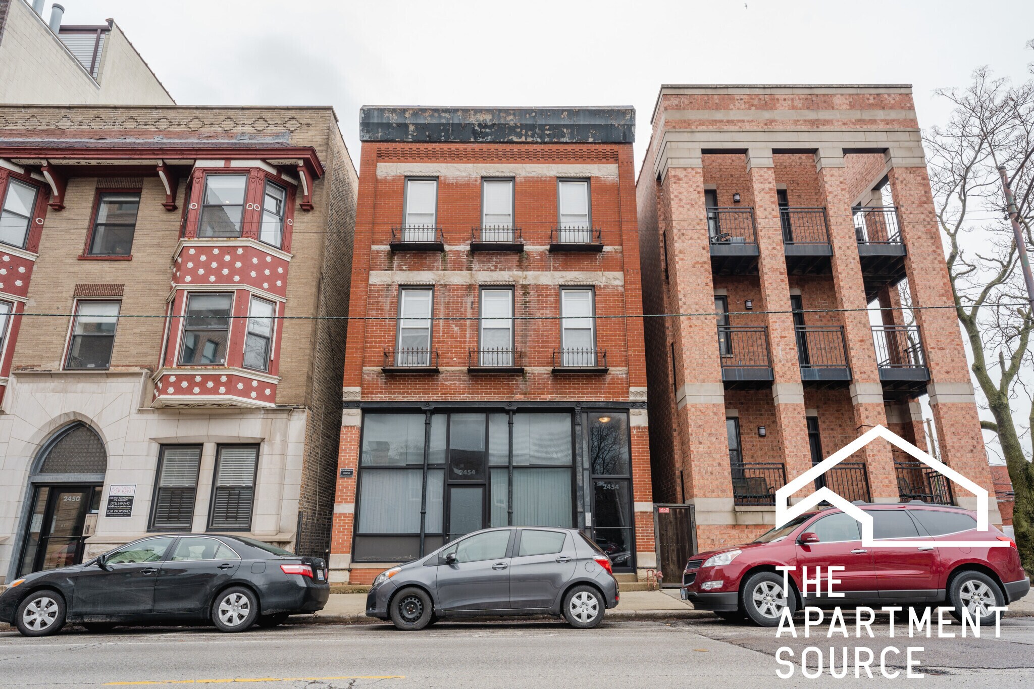 Building Photo - 2454 N Southport Ave