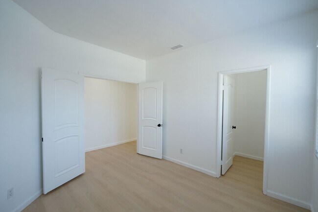 Building Photo - Beautiful 3 Bed / 2 Bath Moreno Valley Home with Garage