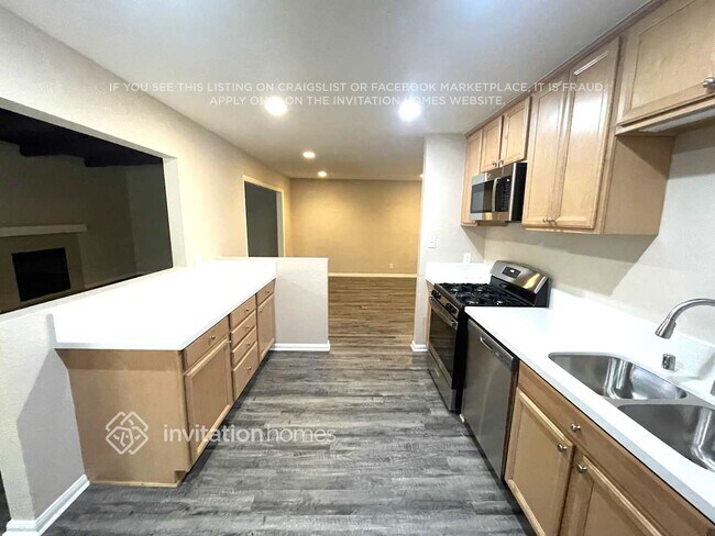 Building Photo - 31012 Camino Del Este