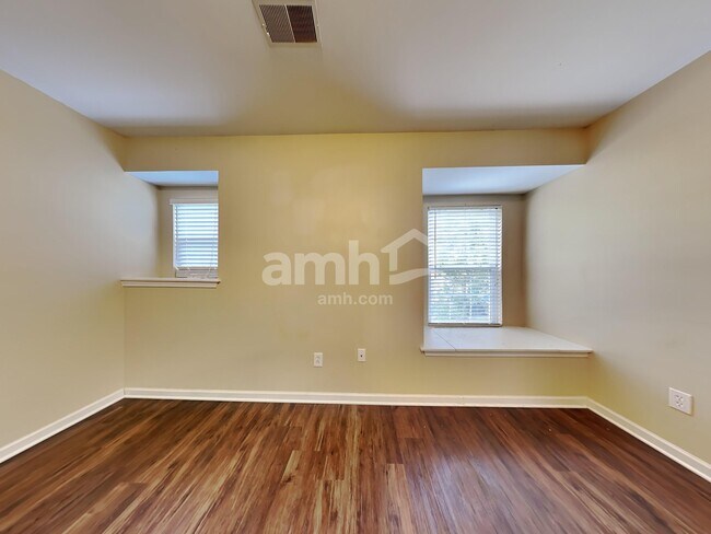 Building Photo - 711 Professor Dr