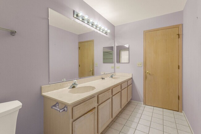 Building Photo - 9147 Boardwalk Terrace