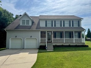 Building Photo - 7420 Merrimusic Cir