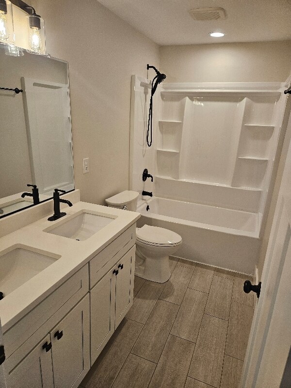 Building Photo - 2044 Sandy Ford Rd