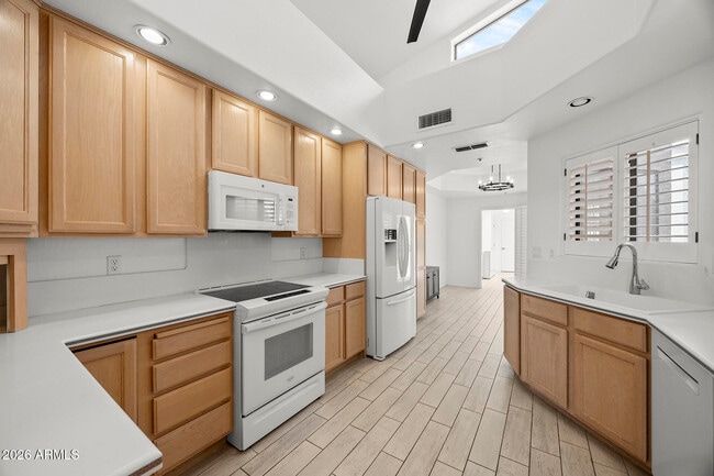 Building Photo - 8479 N 84th Pl