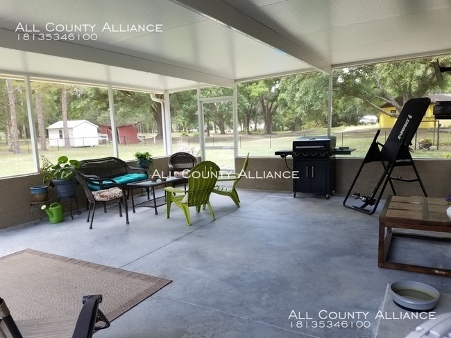 Building Photo - 6062 Country Club Rd