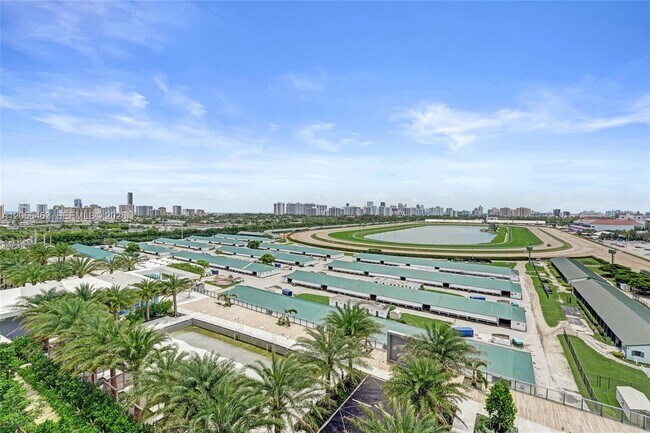 Building Photo - 1170 E Hallandale Beach Blvd