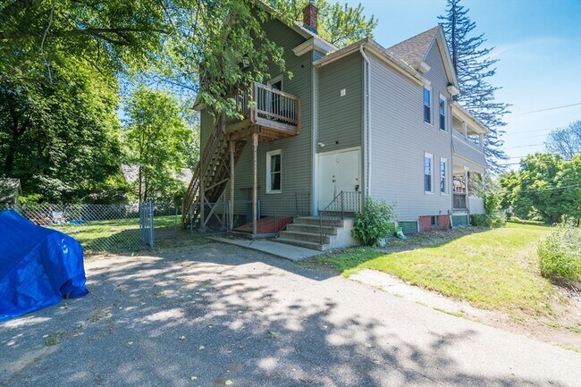 Building Photo - 208 Prospect St
