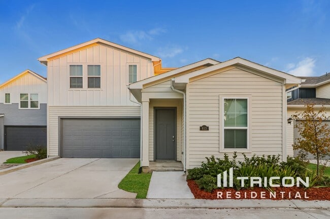 Building Photo - 9835 Willow Creek Commerce Dr