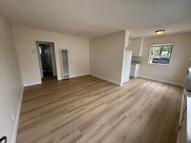 Building Photo - 5654 Case Ave